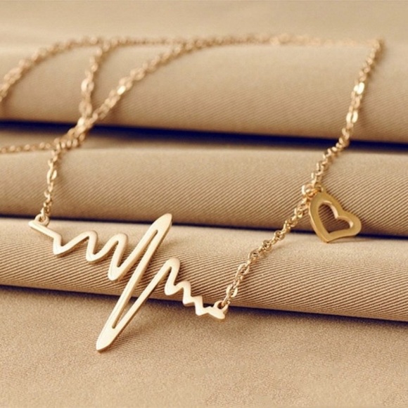 ❤️Heartbeat gold necklace❤️ - Picture 2 of 5